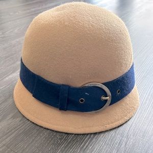 New York & Company 100% Wool  Cloche Hat